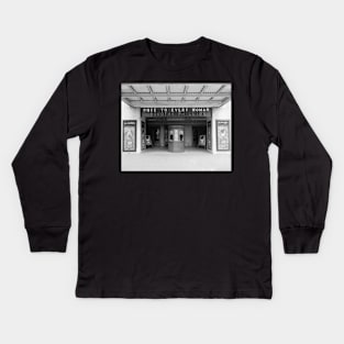 Rialto Movie Theater, 1920. Vintage Photo Kids Long Sleeve T-Shirt